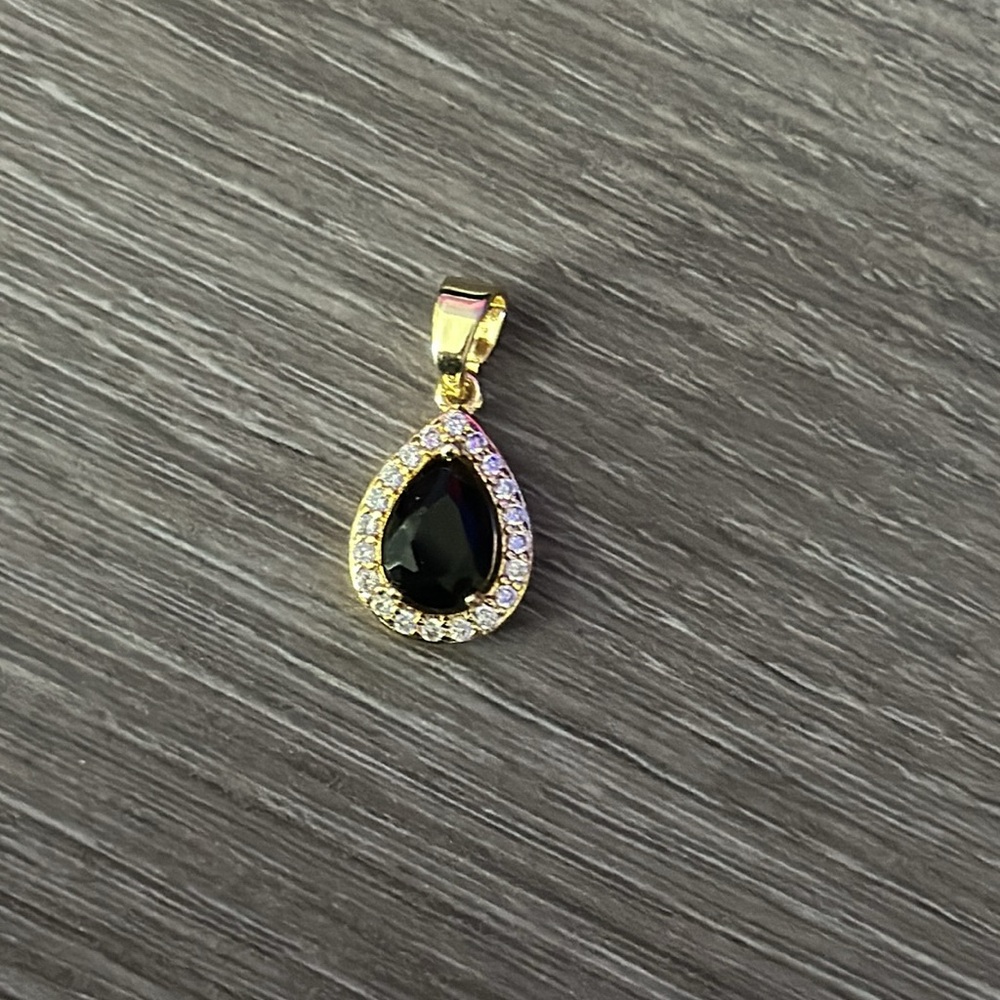 Lab created Pear Black Onyx Halo Ring - Picture 10 of 12